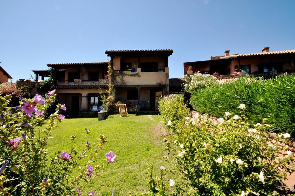 Appartamenti Residence Vela Blu Golfo Aranci マリネッラ エクステリア 写真