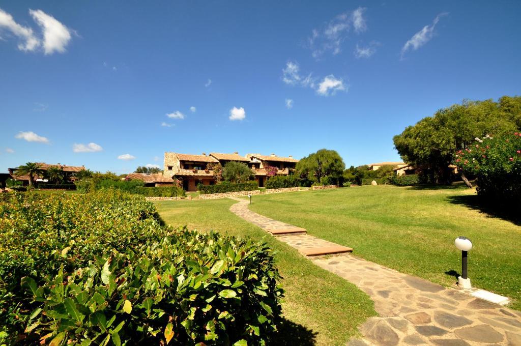 Appartamenti Residence Vela Blu Golfo Aranci マリネッラ エクステリア 写真