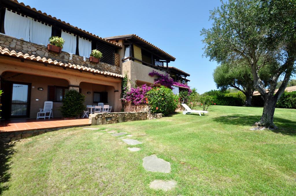 Appartamenti Residence Vela Blu Golfo Aranci マリネッラ エクステリア 写真