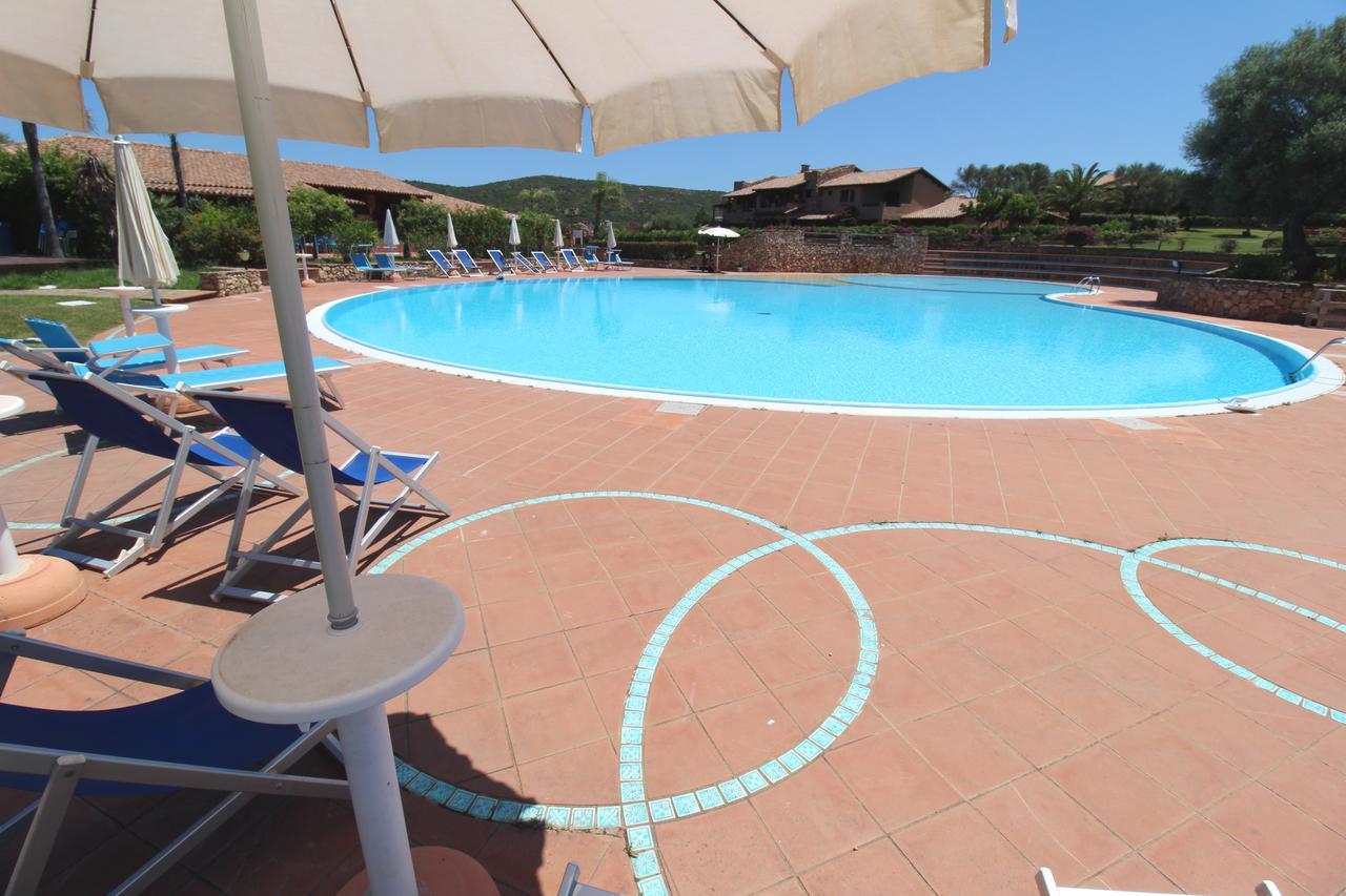 Appartamenti Residence Vela Blu Golfo Aranci マリネッラ エクステリア 写真