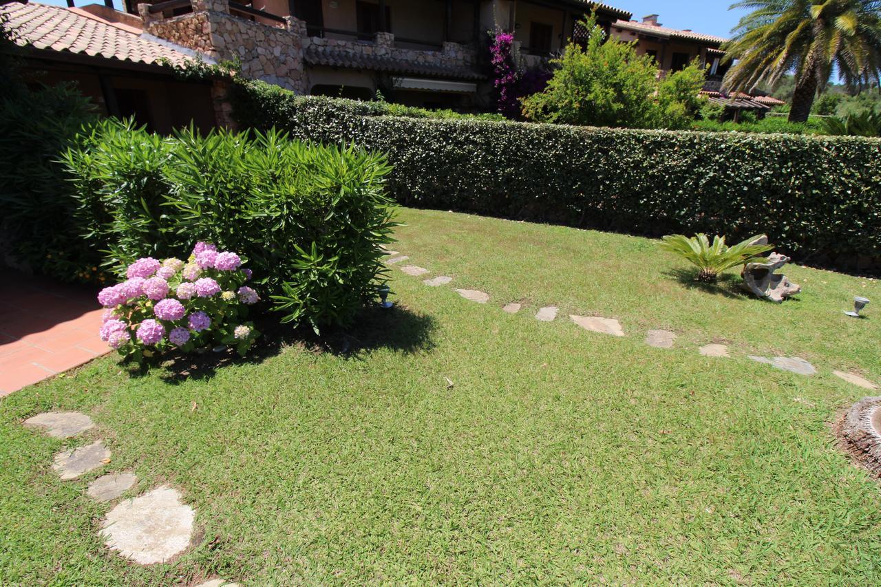 Appartamenti Residence Vela Blu Golfo Aranci マリネッラ エクステリア 写真
