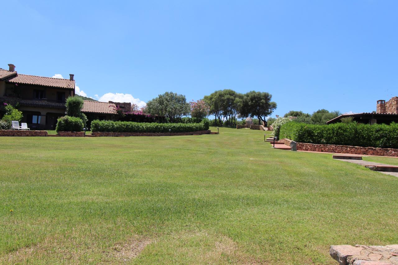 Appartamenti Residence Vela Blu Golfo Aranci マリネッラ エクステリア 写真