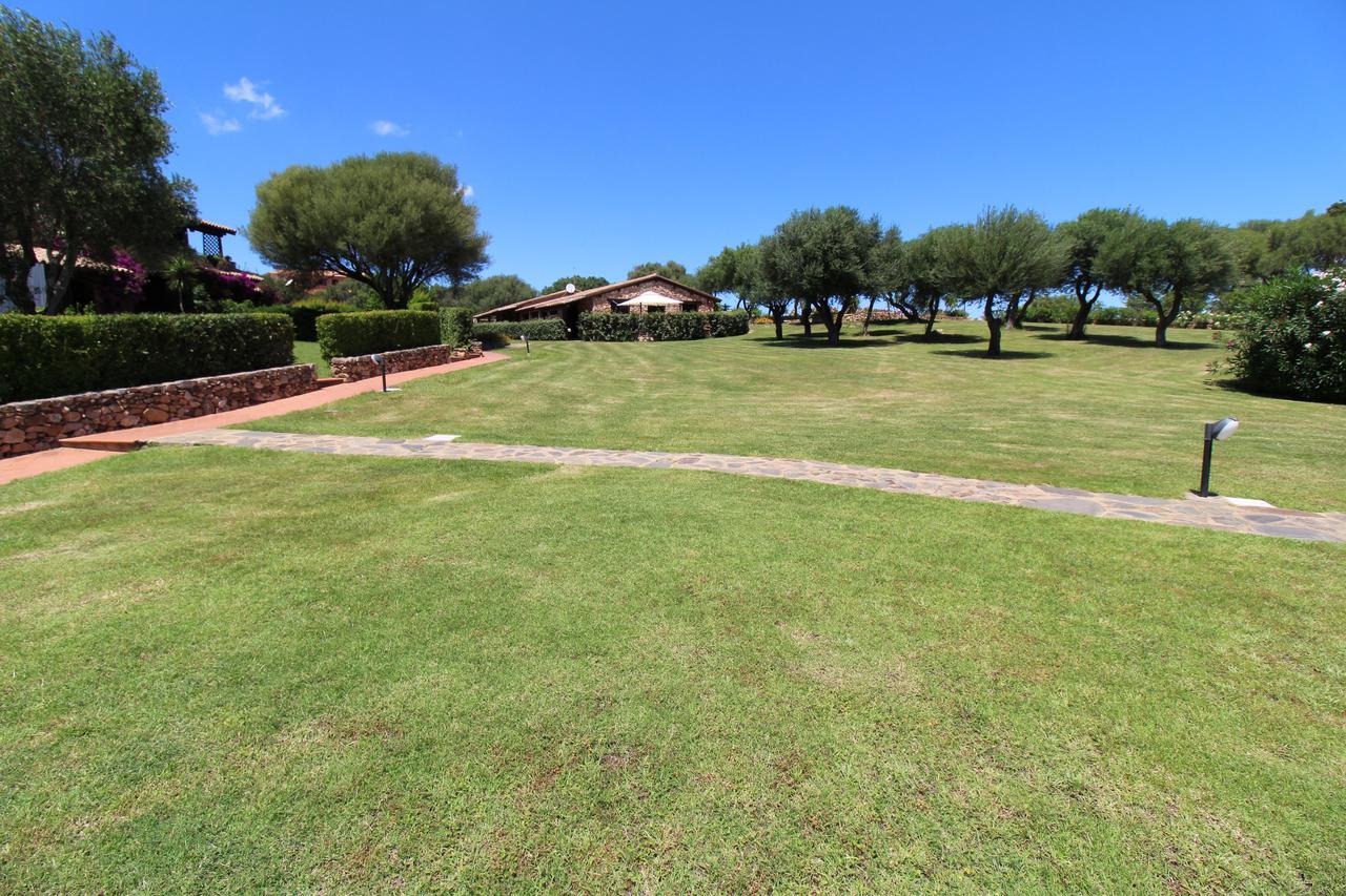 Appartamenti Residence Vela Blu Golfo Aranci マリネッラ エクステリア 写真