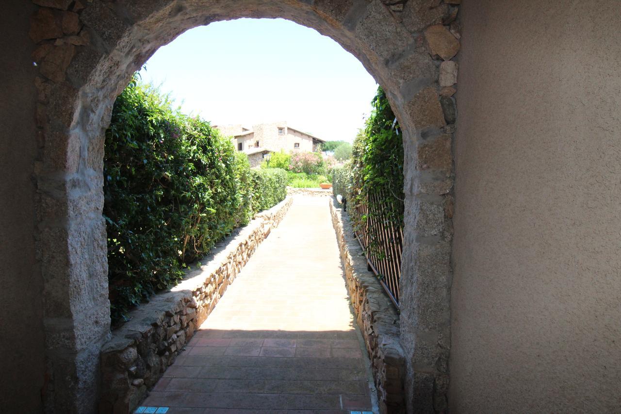 Appartamenti Residence Vela Blu Golfo Aranci マリネッラ エクステリア 写真